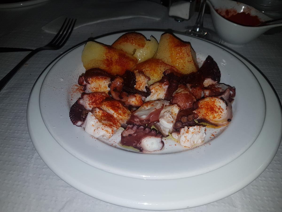 Hostal Restaurante Classic Columbrianos Εξωτερικό φωτογραφία