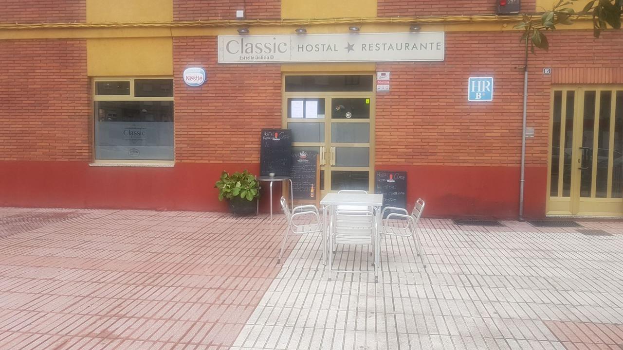 Hostal Restaurante Classic Columbrianos Εξωτερικό φωτογραφία